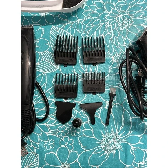 🐶 OSTER COMMERCIAL PET GROOMING ELECTRIC CLIPPERS Set of 2 (Large & Small)